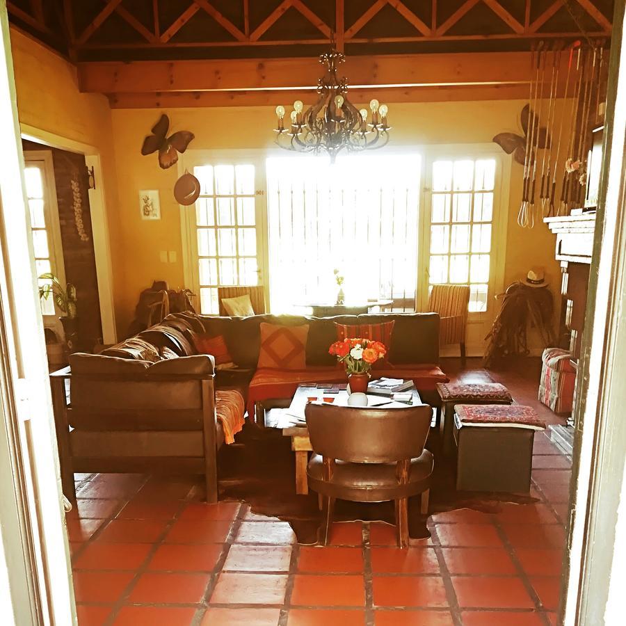 The Polo House Bed & Breakfast Пилар Екстериор снимка